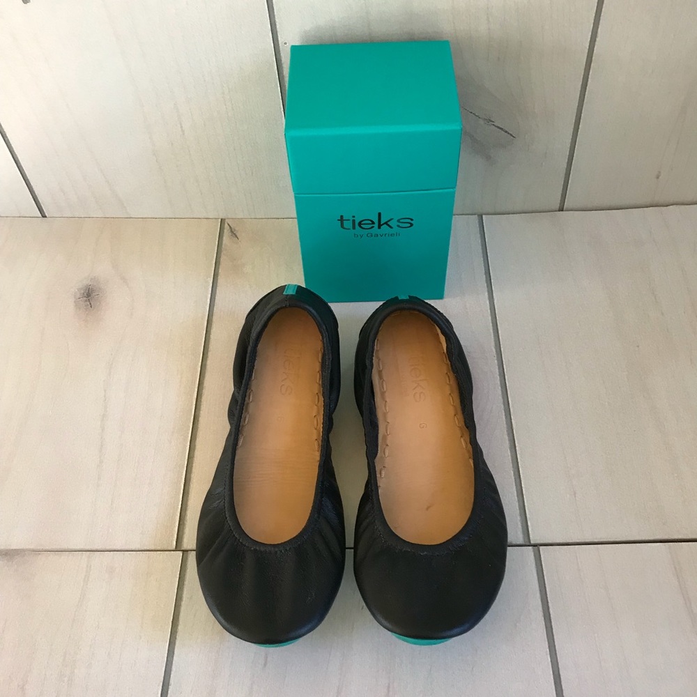 Tieks Shoes Matte Black Leather Size 6 With Box